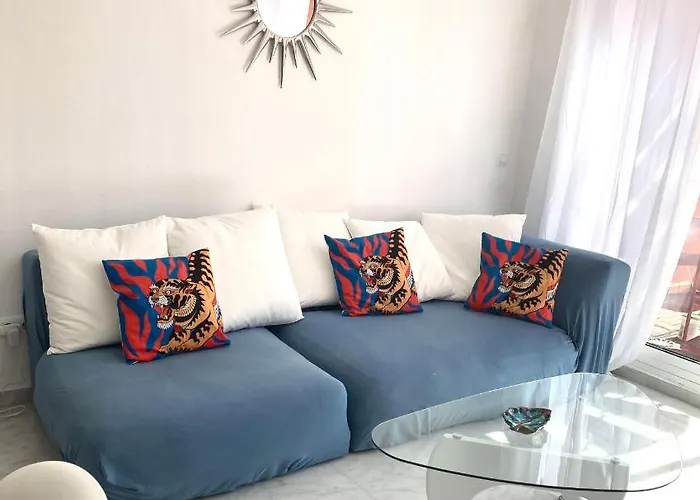 Elegant Penthouse Avec Vue Sur Piscine, Jardins, 2 아파트